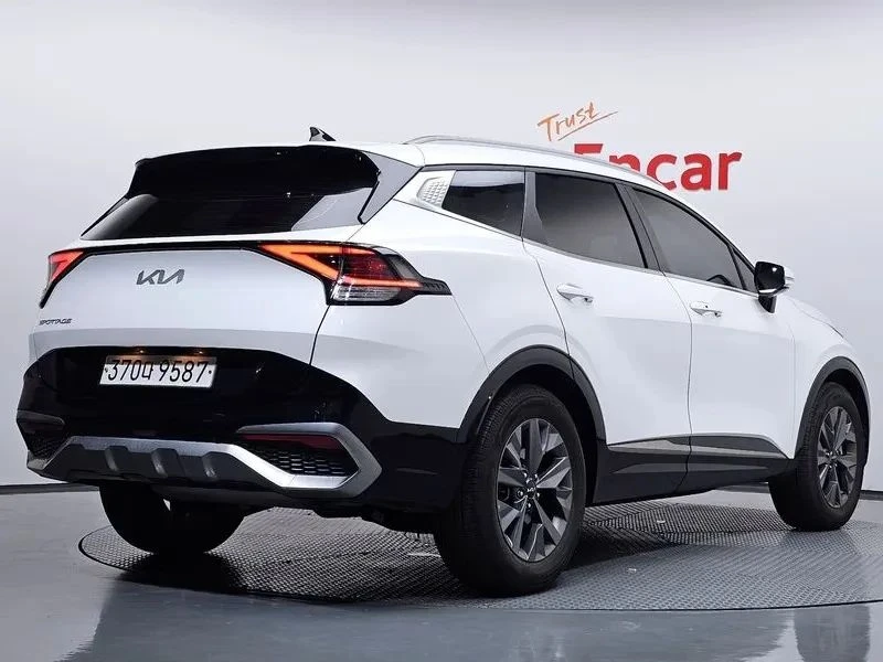 Kia Sportage, снимка 2 - Автомобили и джипове - 56731852