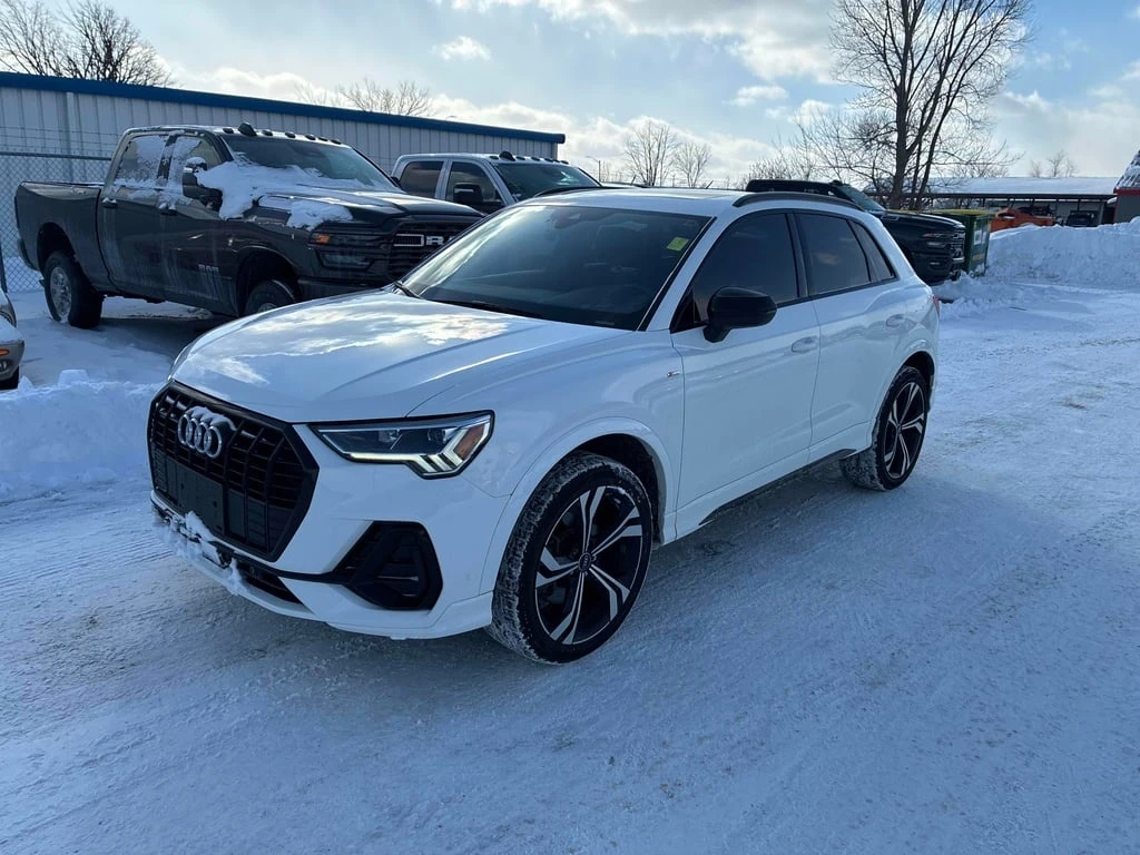 Audi Q3 * Technik * CARFAX * БЕЗ ПЪРВОНАЧАЛНА ВНОСКА, снимка 1