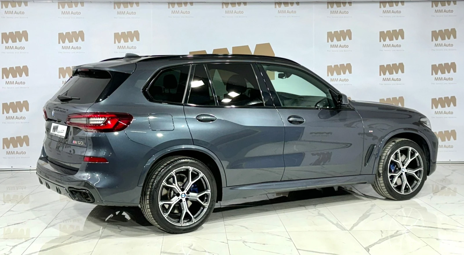 BMW X5 M50i M-Sport* Pano* Harman/Kardon* ShadowLine* 360 - изображение 2