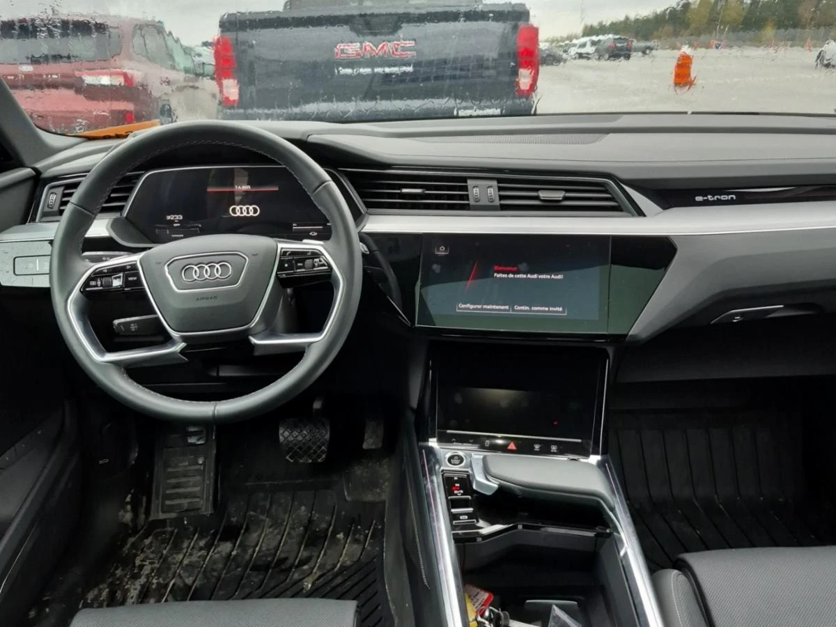 Audi Q8 E-TRON QUATTRO CARFAX АВТО КРЕДИТ - изображение 6