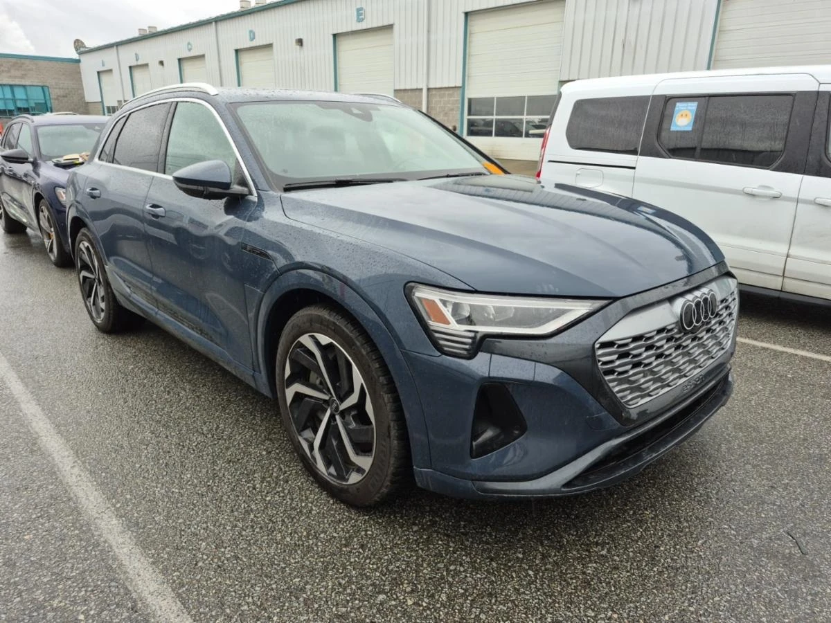 Audi Q8 E-TRON QUATTRO CARFAX АВТО КРЕДИТ - изображение 2