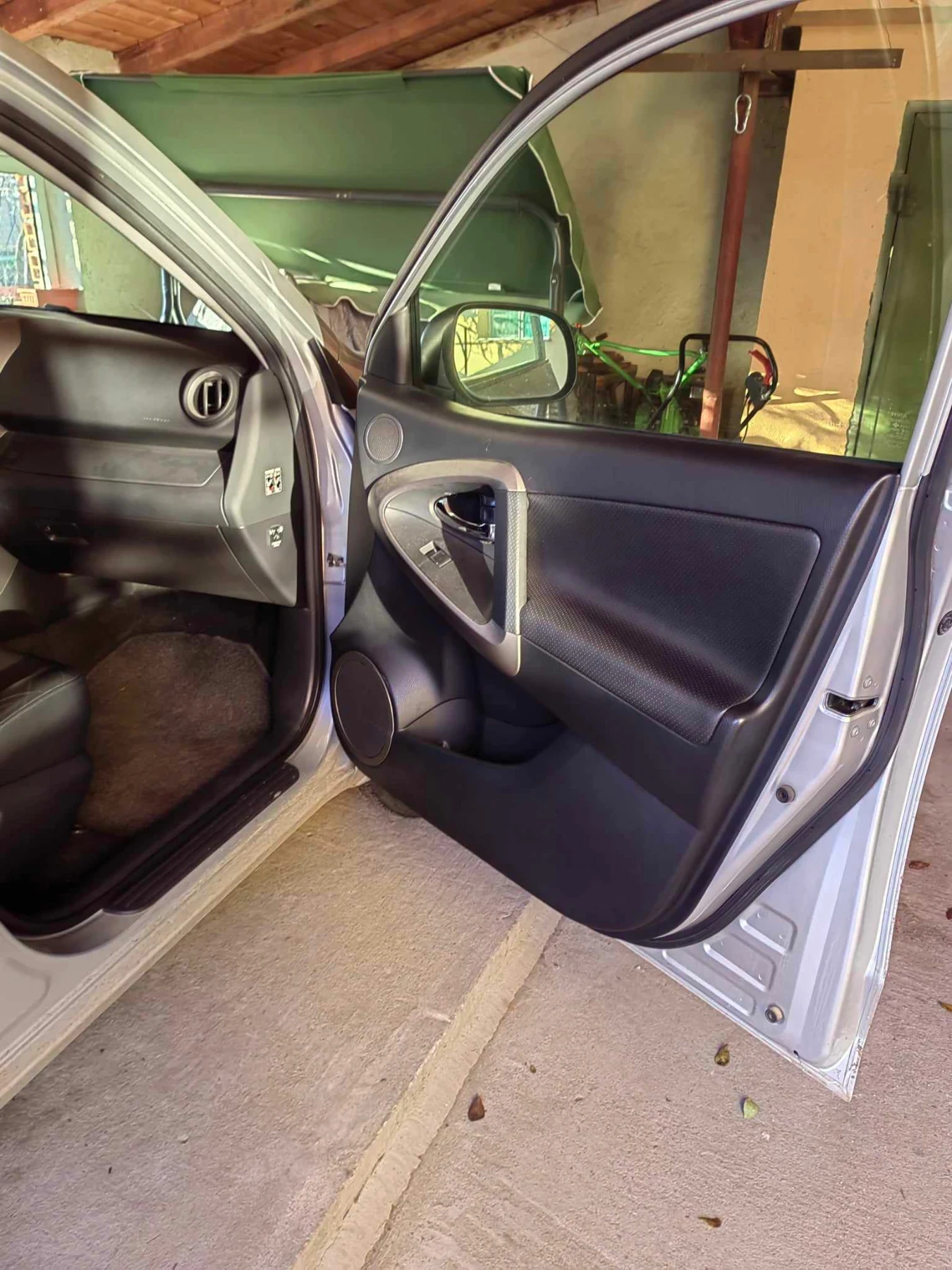 Toyota Rav4 2200 | Mobile.bg � ����������� 13