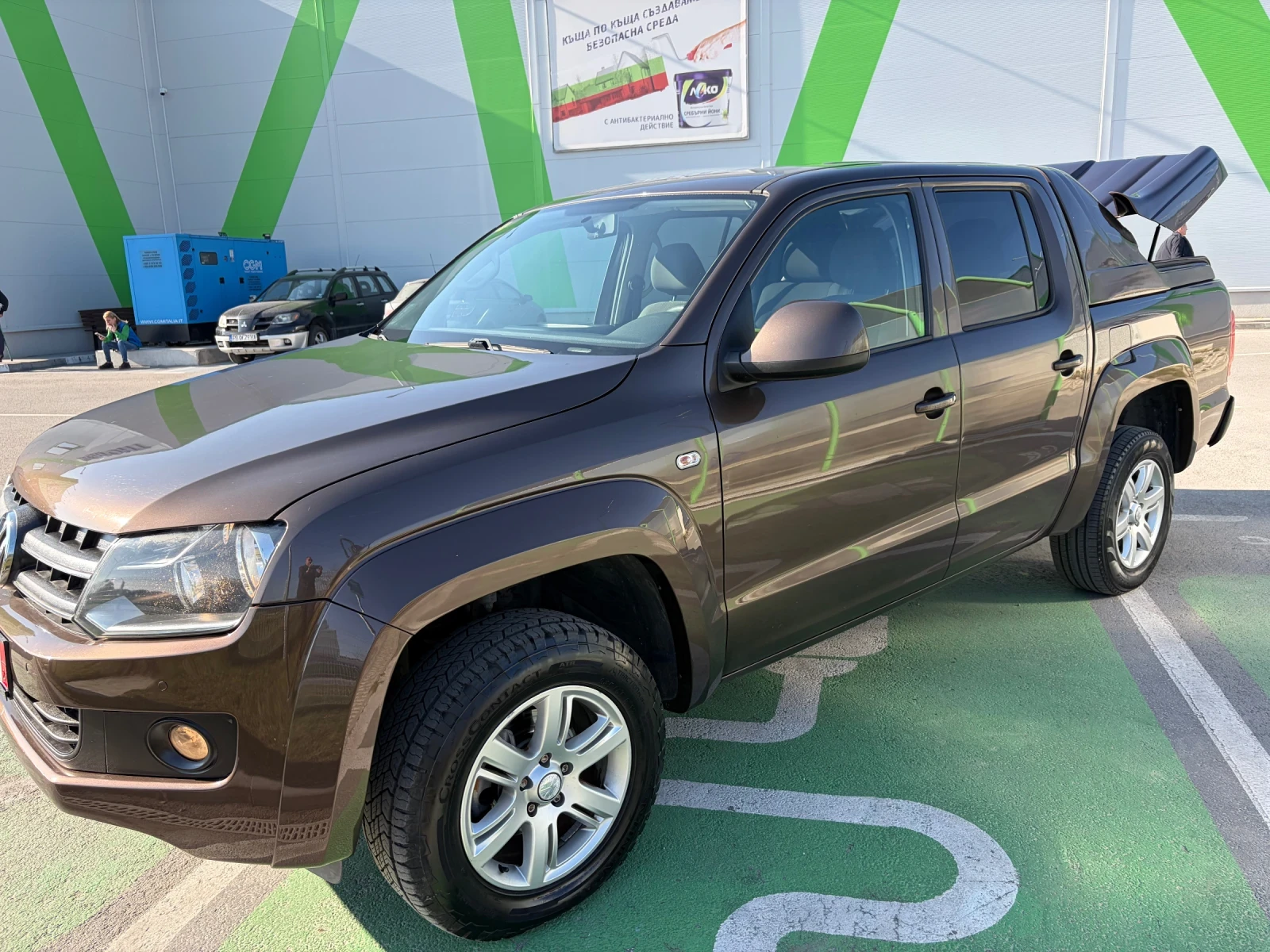 VW Amarok 2.0 TDI CAMERA, снимка 12 - Автомобили и джипове - 53749686