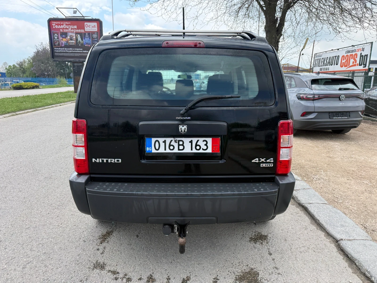 Dodge Nitro, снимка 6 - Автомобили и джипове - 54491042