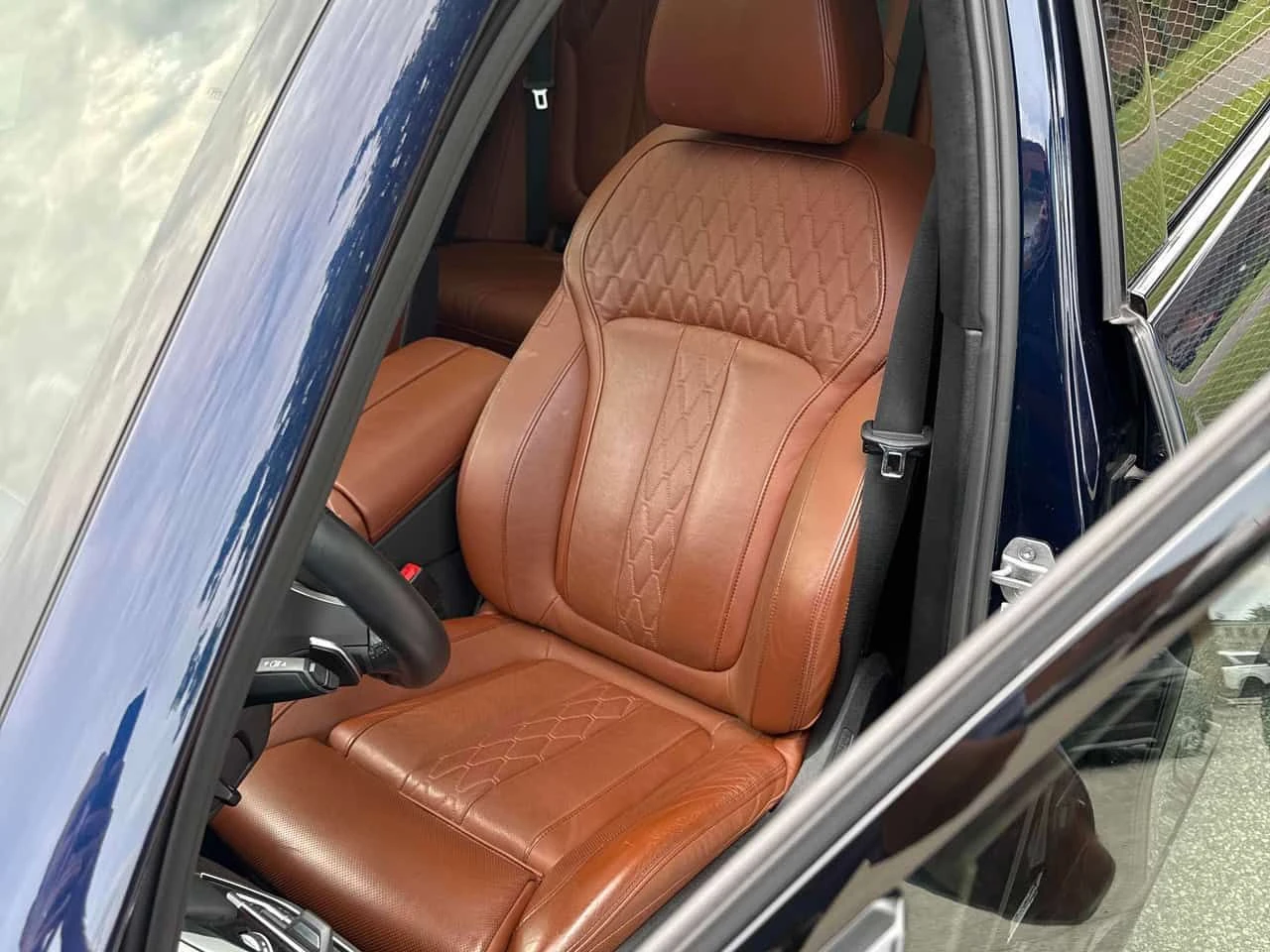 BMW X5 * xDrive40i * H/K* ОБУДХВАНЕ* INDIVIDUAL* , снимка 11 - Автомобили и джипове - 54876429