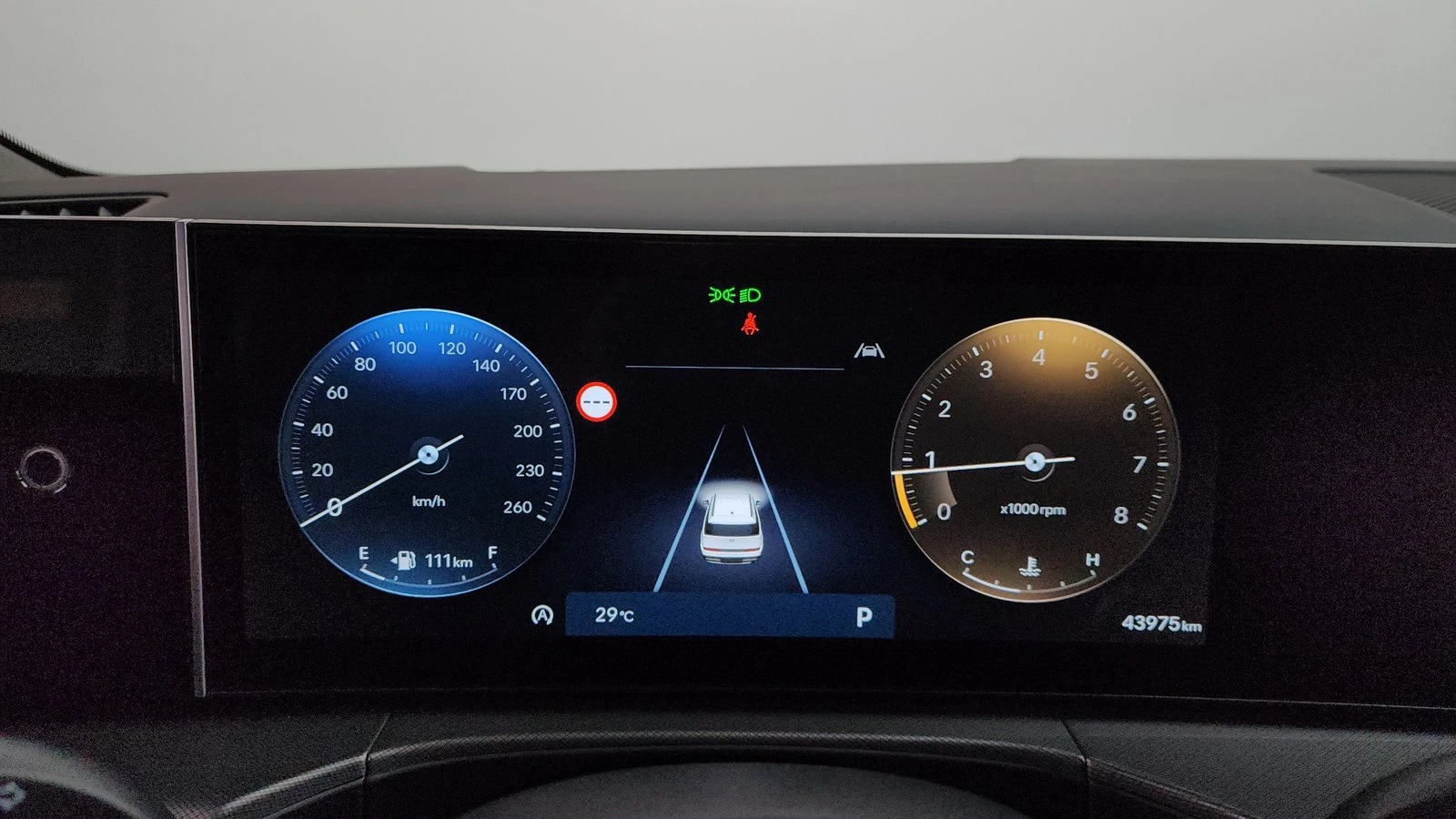 Hyundai Santa fe 2.5T Exclusive* HUD* ЕЛ. БАГАЖНИК* КРАЙНА ЦЕНА, снимка 8 - Автомобили и джипове - 55334927