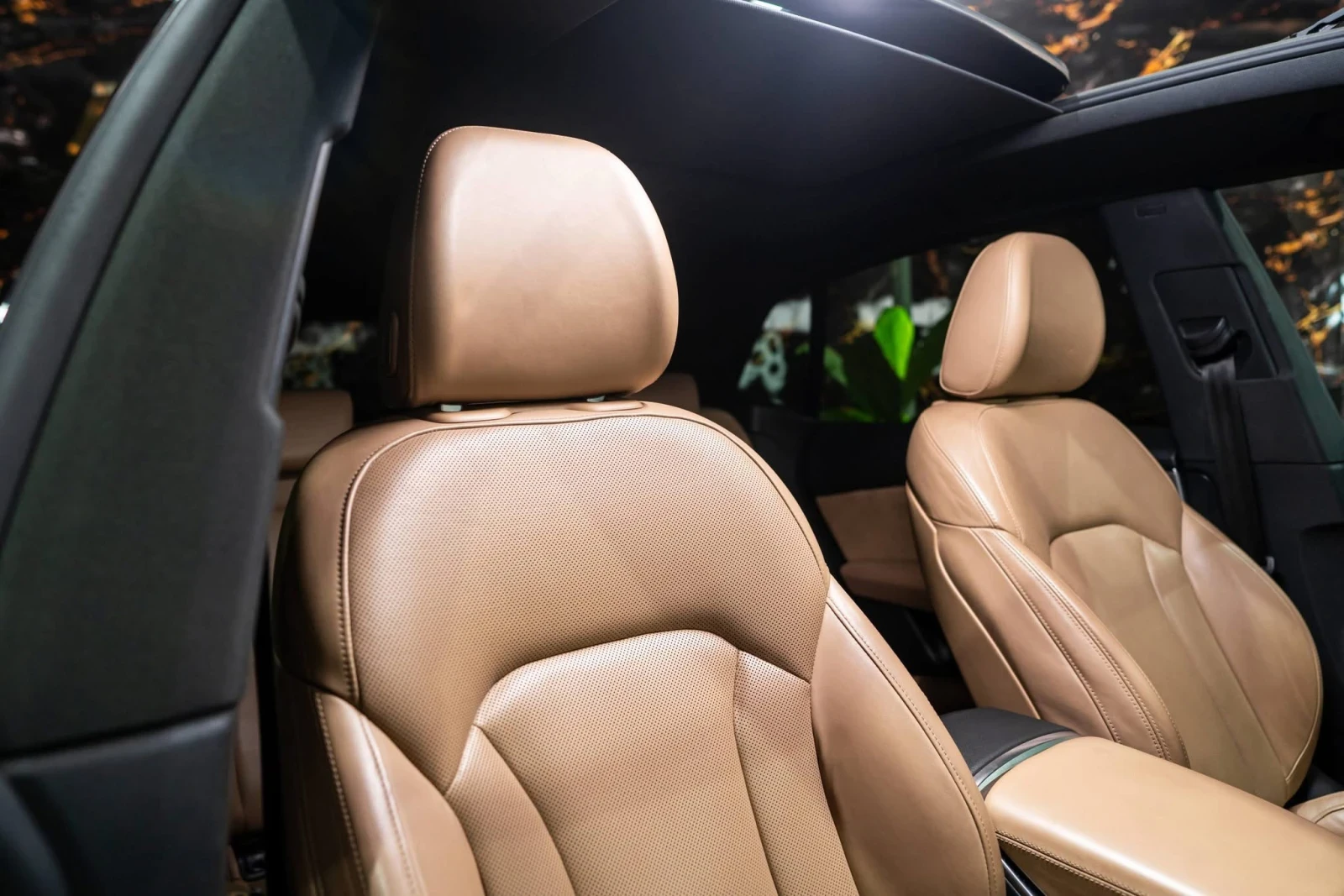 Audi Q8 50TDI QUATTRO S LINE LED ПАНО ЛИЗИНГ 100%, снимка 14 - Автомобили и джипове - 55864250