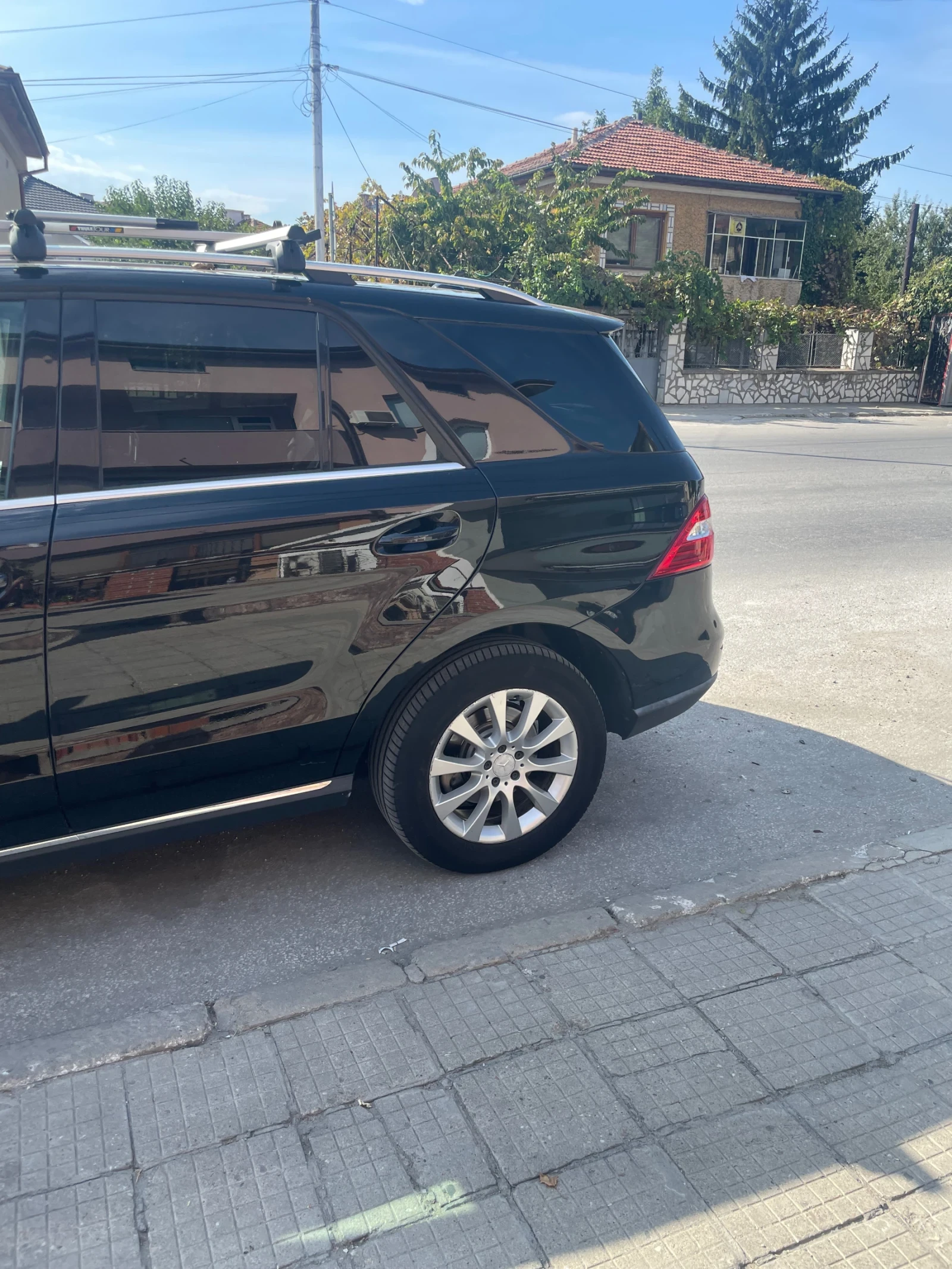 Mercedes-Benz ML 350 на пружини | Harman Kardon, снимка 14 - Автомобили и джипове - 56166669