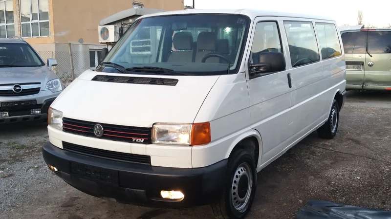 VW Transporter 2.5TDI Klima 8+ 1 места , снимка 2 - Бусове и автобуси - 48396228