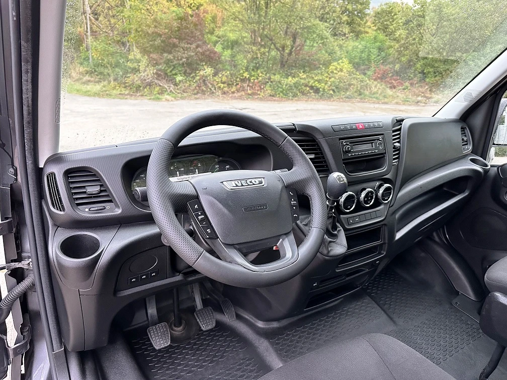 Iveco 35c17 3.0L* 4.85m* КЛИМА* БЛОКАЖ* ВЪЗ.ВЪЗГЛАВНИЦИ* N1 - изображение 10