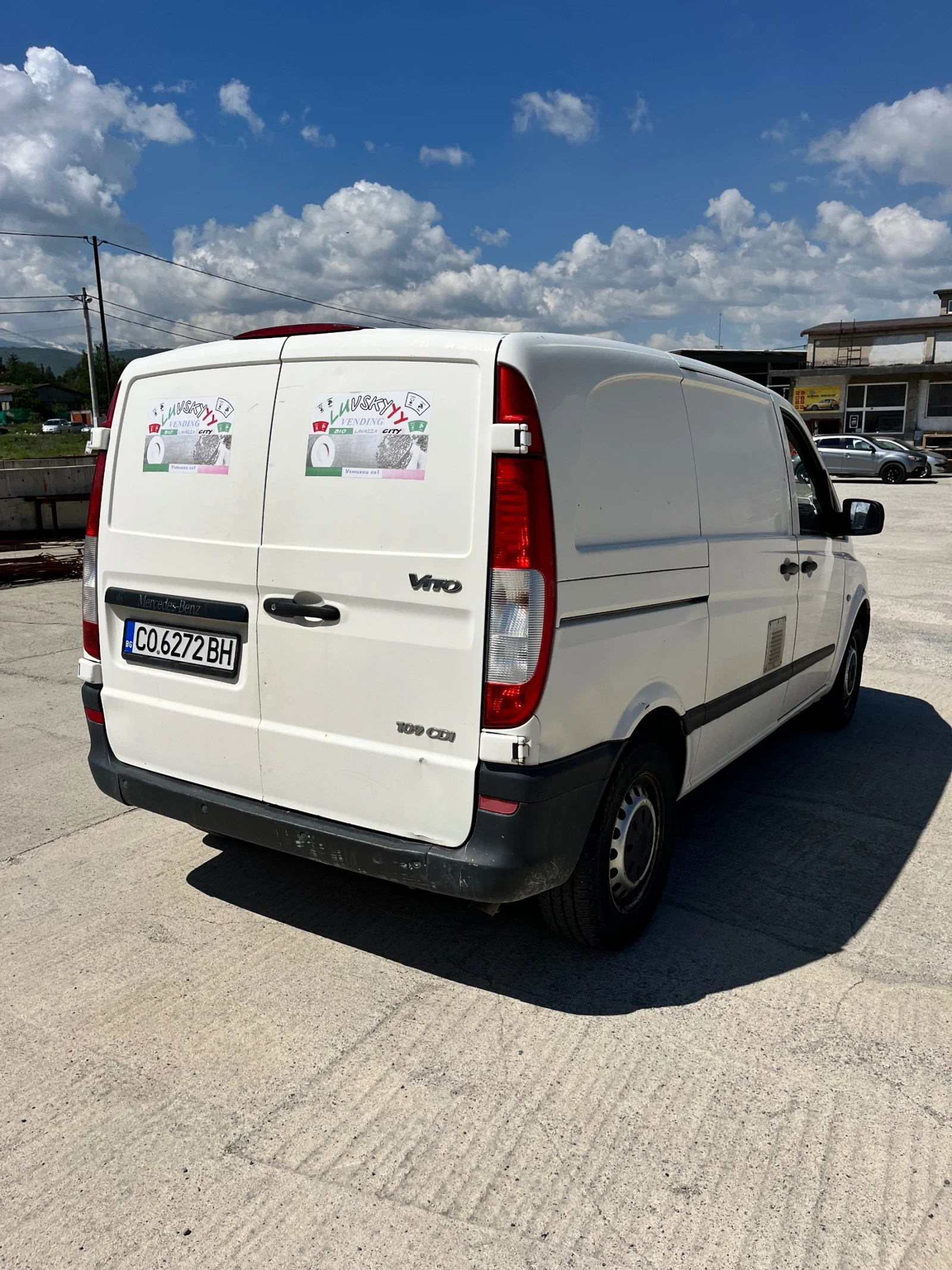 Mercedes-Benz Vito 220CDI трансформатор на 220v, снимка 5 - Бусове и автобуси - 54676100