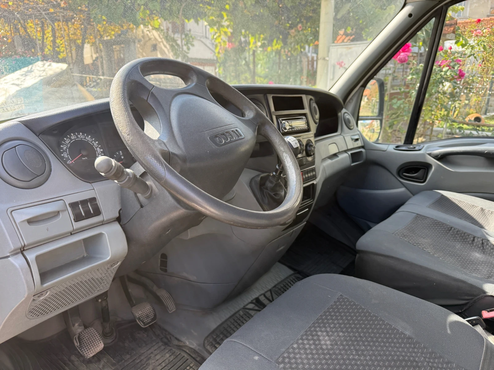 Iveco 35c15 Daily, снимка 7 - Бусове и автобуси - 56551561