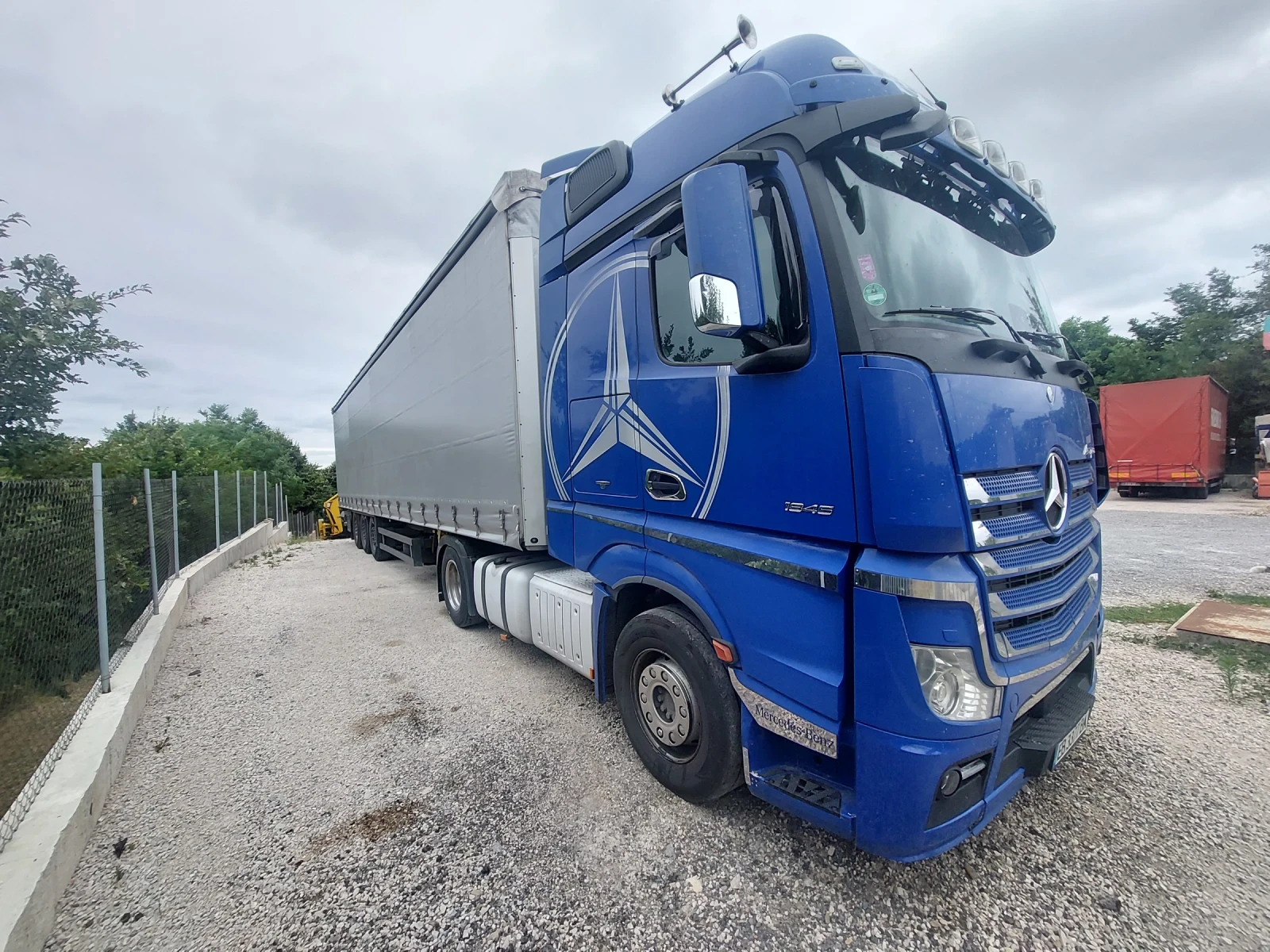 Mercedes-Benz Actros 1845 - изображение 2