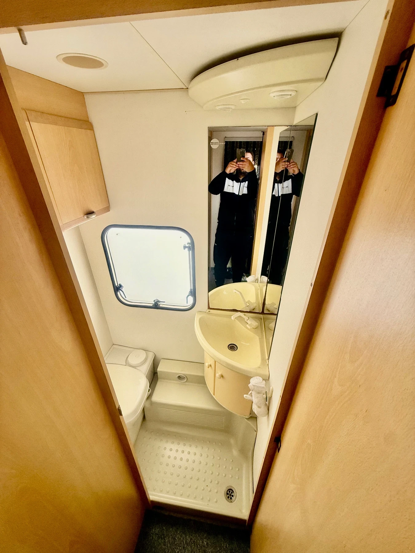  Burstner Fun sportiv | Mobile.bg   15