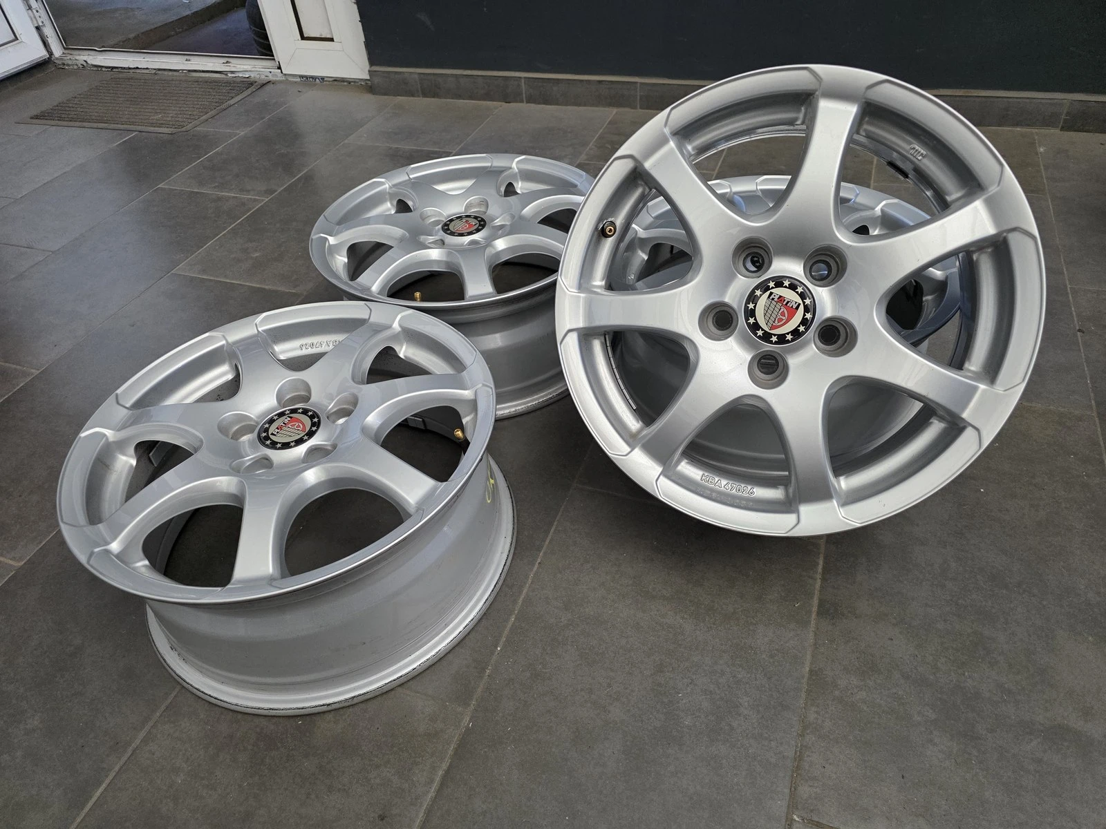 Джанти за Peugeot, снимка 2 - Гуми и джанти - 56687941