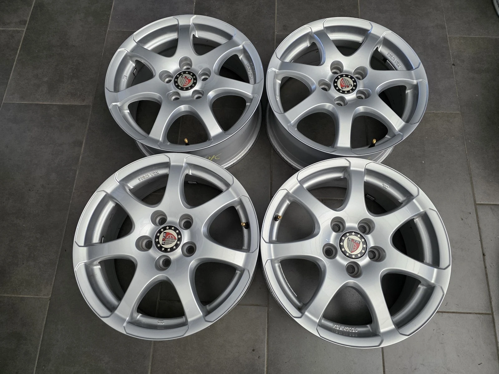 Джанти за Peugeot, снимка 3 - Гуми и джанти - 56687941