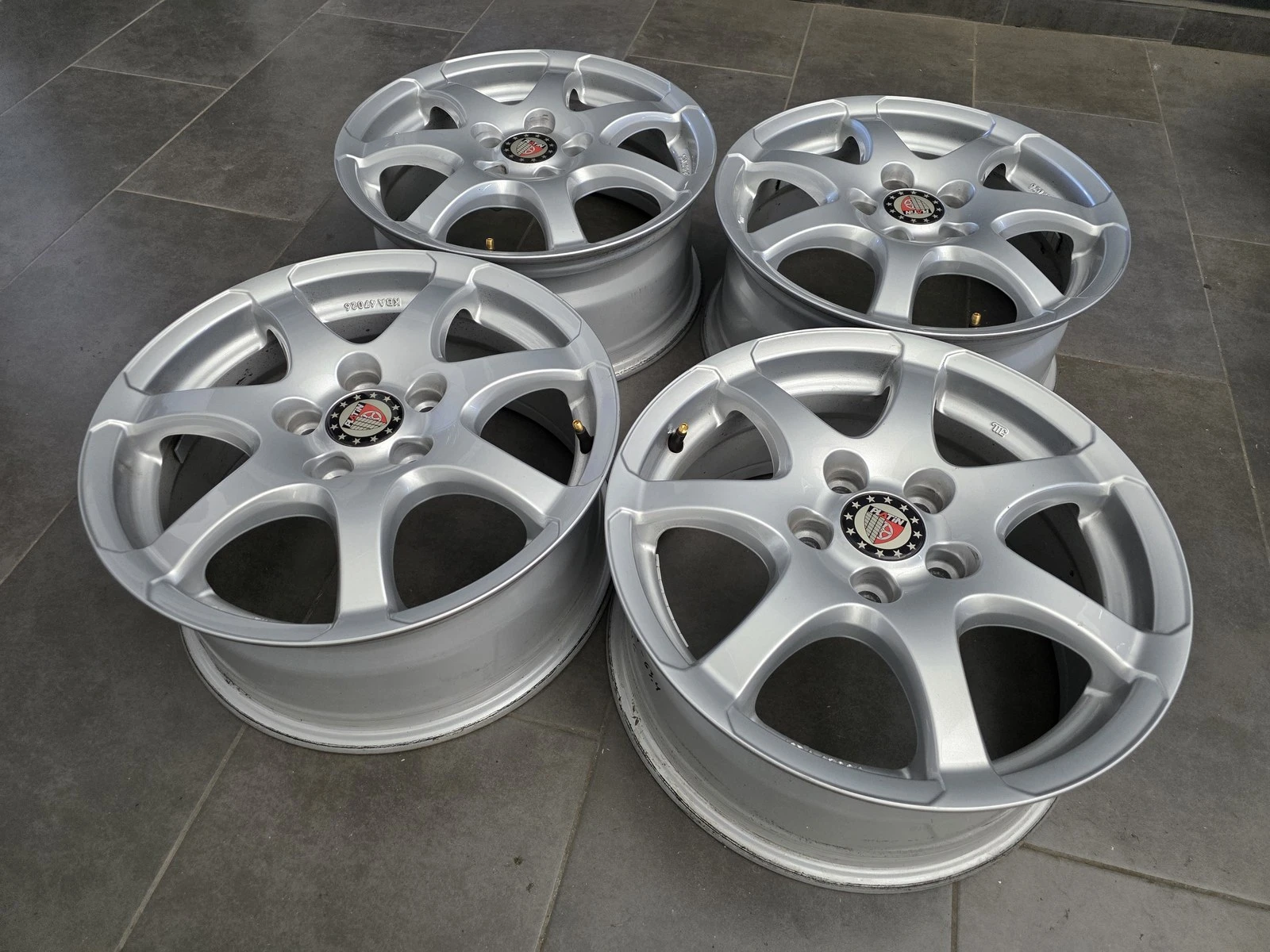 Джанти за Peugeot, снимка 4 - Гуми и джанти - 56687941