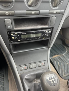 Volvo S40 2.0i (150кс) газ-бензин , снимка 15