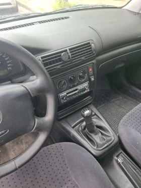 VW Passat Седан - 1800 € / 3520.49 лв. - 32126953 5