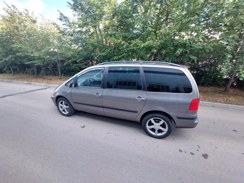 Seat Alhambra 1.9TDI, снимка 5 - Автомобили и джипове - 47251822