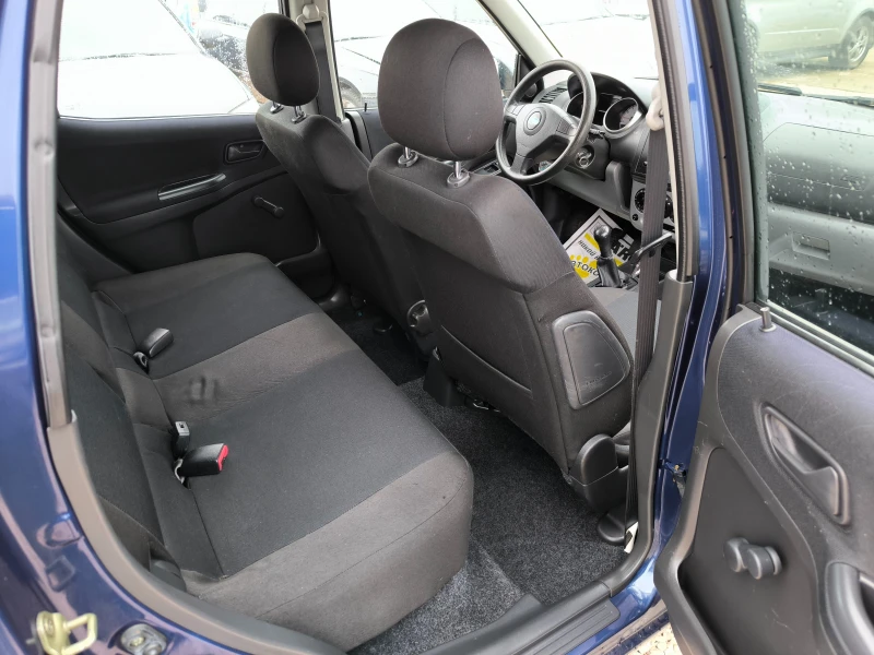 Subaru Justy 1.3I 4X4, снимка 9 - Автомобили и джипове - 47957274