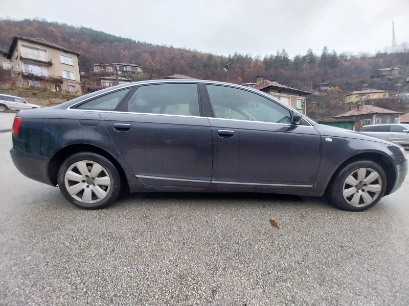 Audi A6 2.4i V6, снимка 3 - Автомобили и джипове - 48460735