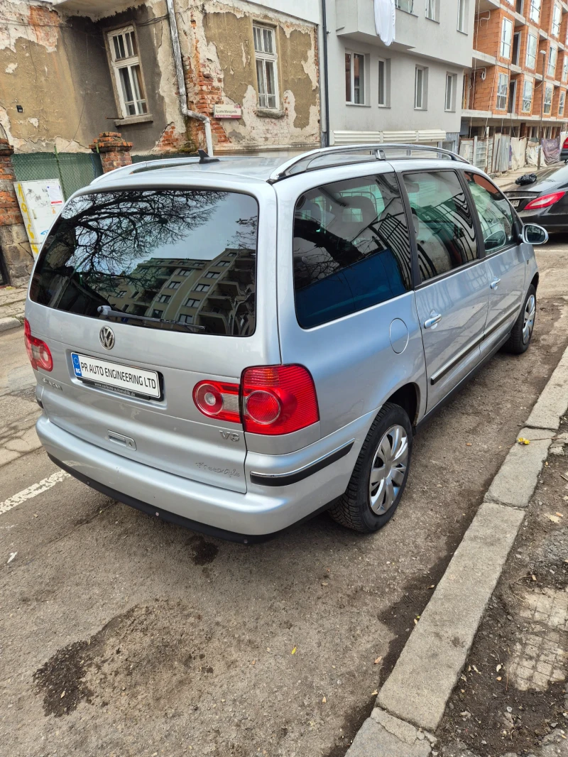 VW Sharan 2 8 V6/6+ 1 ГАЗ БЕНЗИН facelift ГЕРМАНИЯ , снимка 3 - Автомобили и джипове - 48935850