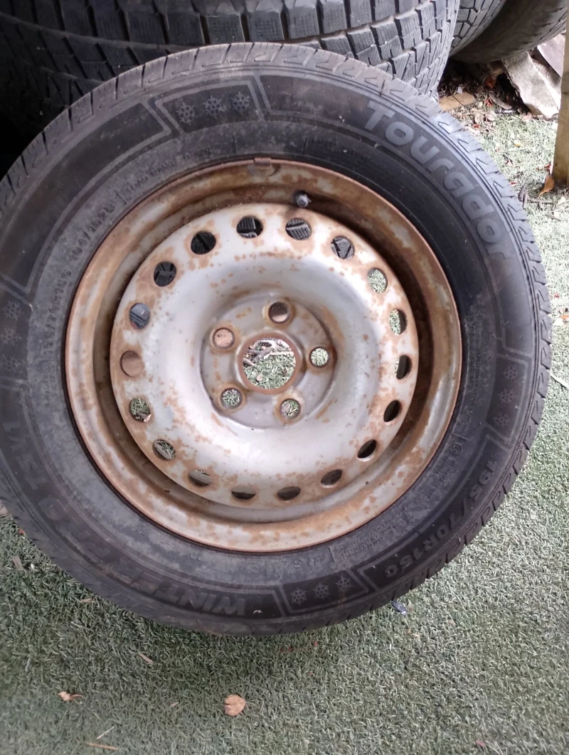 VW Multivan 2.4D, снимка 11 - Автомобили и джипове - 52135452