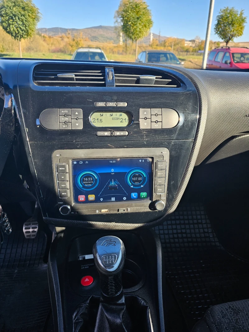 Seat Leon Seat Leon FR, снимка 11 - Автомобили и джипове - 52108729