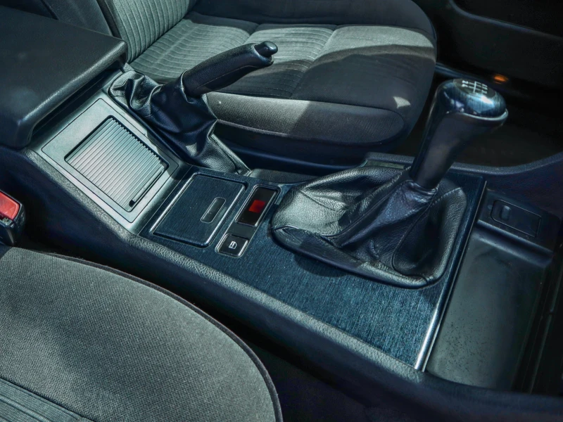 BMW 520, снимка 16 - Автомобили и джипове - 52283288