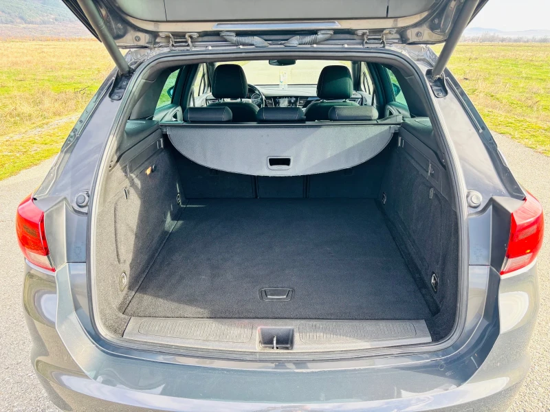 Opel Astra 1.4T-125ks., снимка 17 - Автомобили и джипове - 52554896