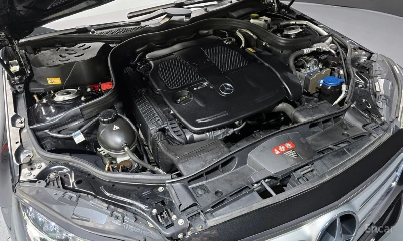 Mercedes-Benz E 300, снимка 6 - Автомобили и джипове - 53098093
