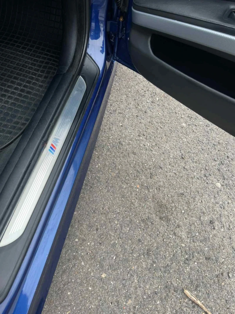 BMW 330 M paket 350+ , снимка 15 - Автомобили и джипове - 53563940