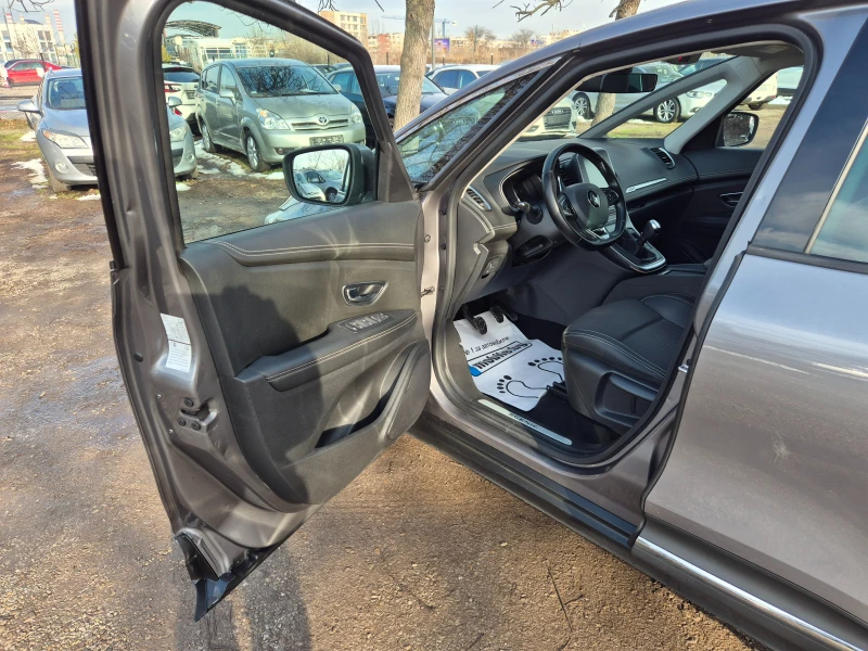 Renault Scenic 1.5dci КОЖА НАВИГАЦИЯ KEYLESS FULL , снимка 8 - Автомобили и джипове - 53597556