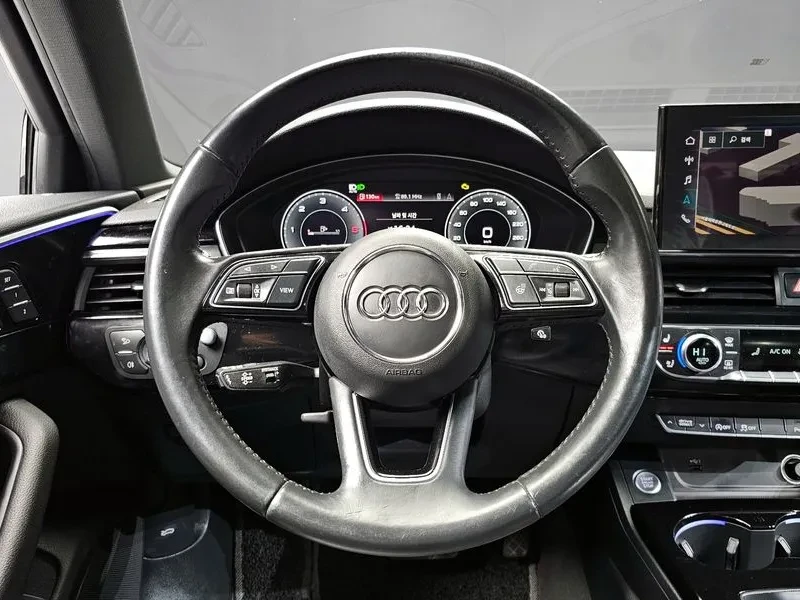 Audi A4 2.0 TDI, снимка 13 - Автомобили и джипове - 54144109