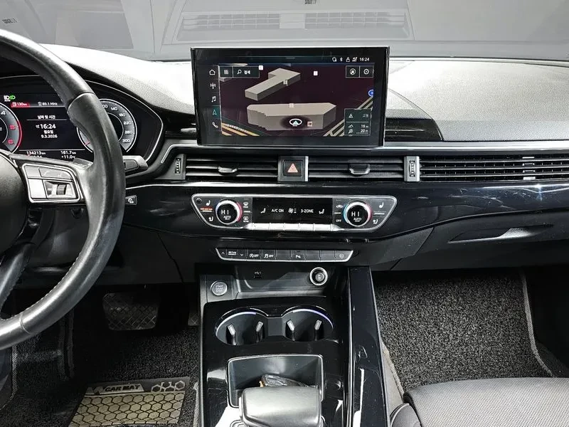 Audi A4 2.0 TDI, снимка 14 - Автомобили и джипове - 54144109