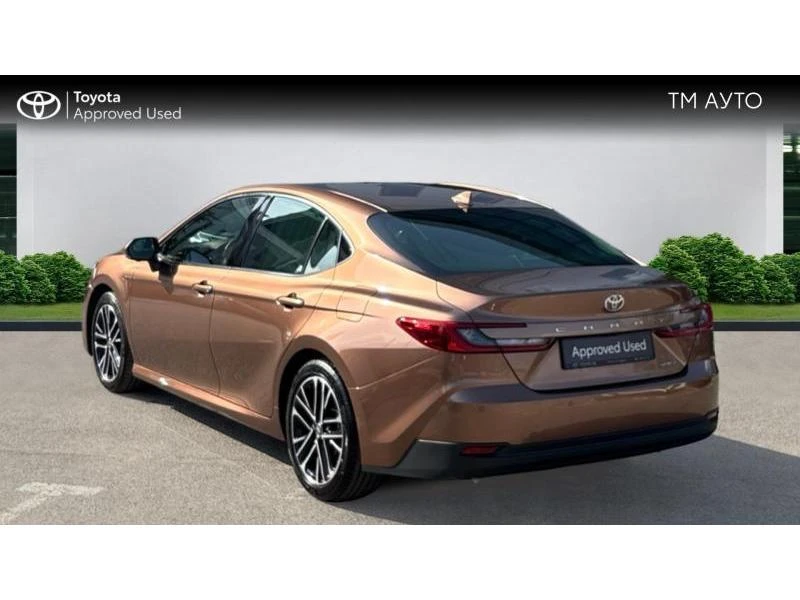 Toyota Camry 2.5HSD LUXURY, снимка 2 - Автомобили и джипове - 55948133
