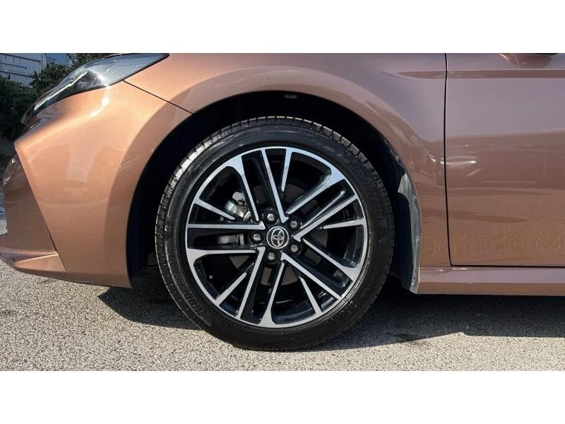 Toyota Camry 2.5HSD LUXURY, снимка 16 - Автомобили и джипове - 55948133