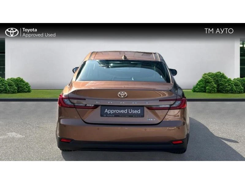 Toyota Camry 2.5HSD LUXURY, снимка 4 - Автомобили и джипове - 55948133