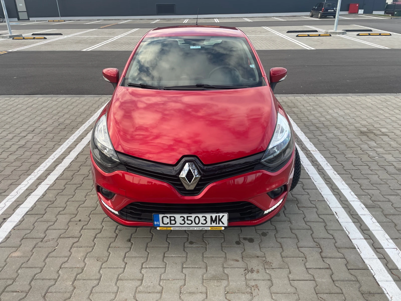 Renault Clio 1.2 /54000 км/ РЕАЛНИ - изображение 2