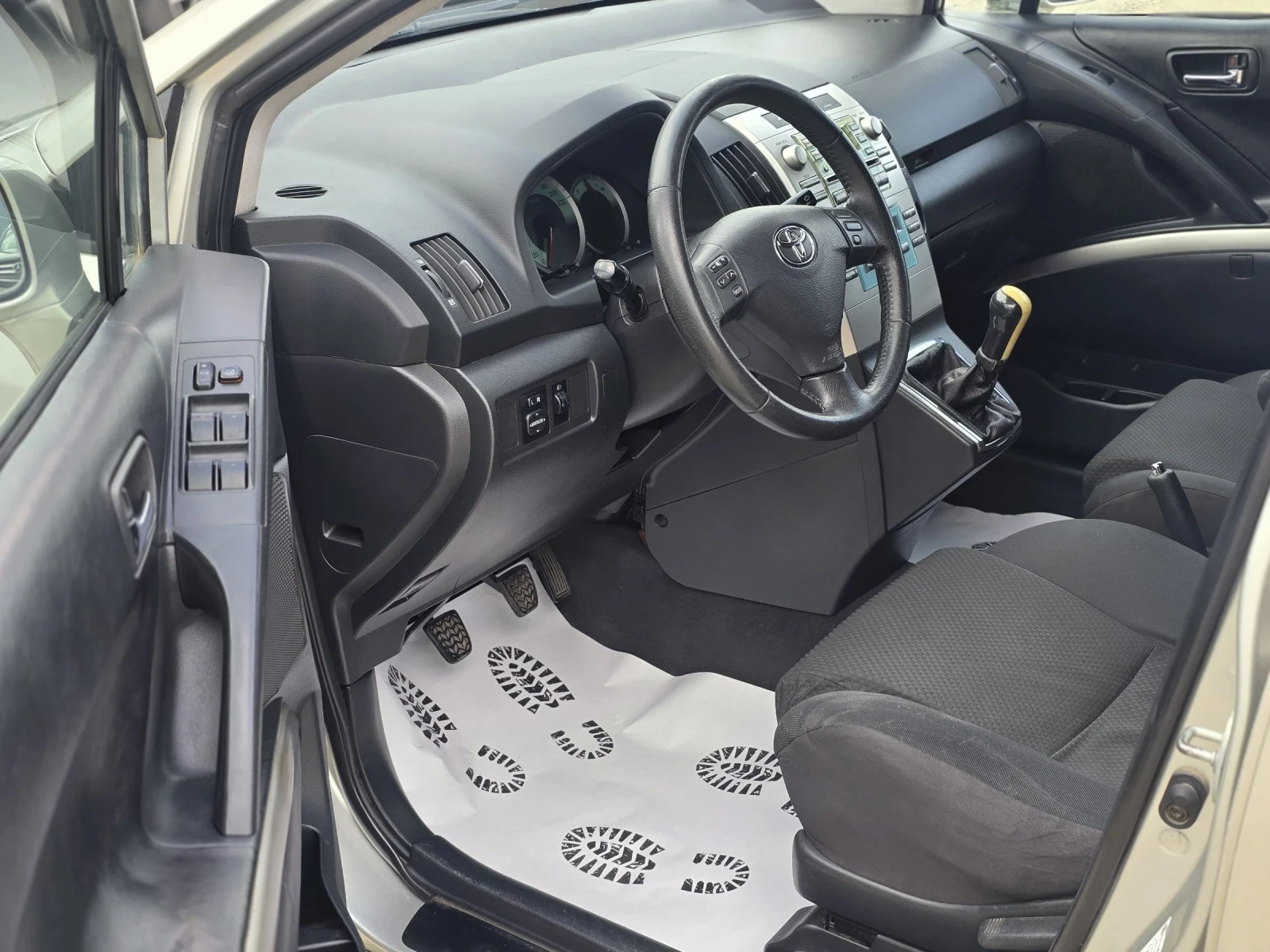 Toyota Corolla verso 2.0 D4D 116Hp  - изображение 6