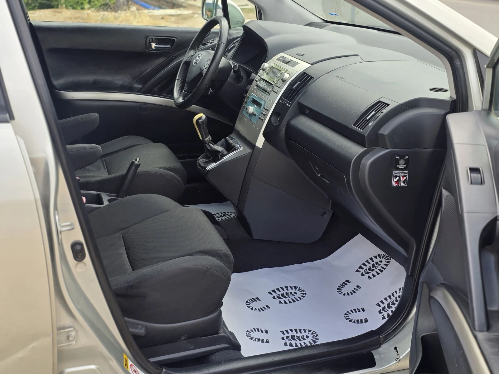 Toyota Corolla verso 2.0 D4D 116Hp  - изображение 10