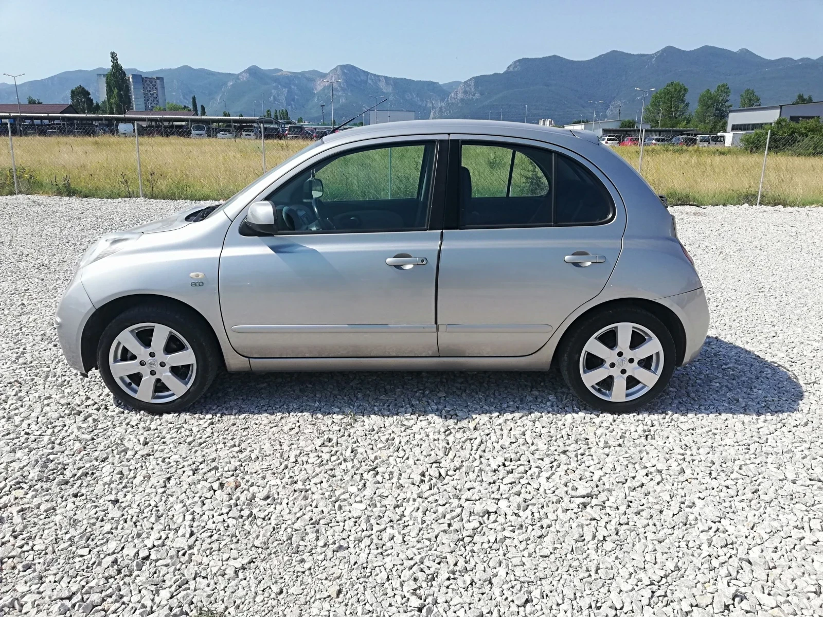 Nissan Micra 1.2i klima italia GAZ - изображение 3