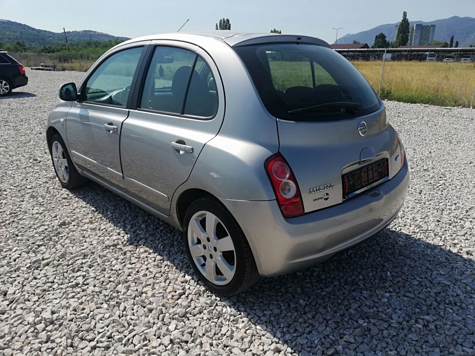 Nissan Micra 1.2i klima italia GAZ - изображение 4