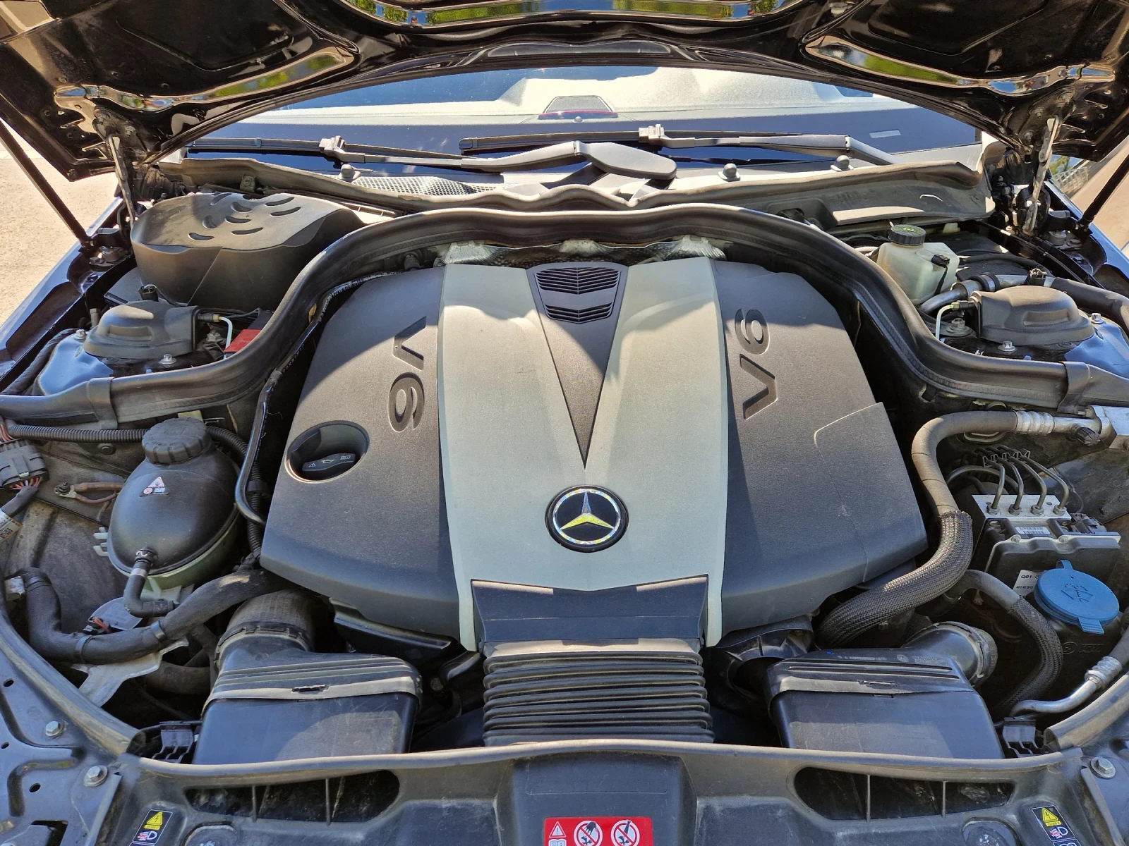 Mercedes-Benz E 350 3.5CDI - изображение 9