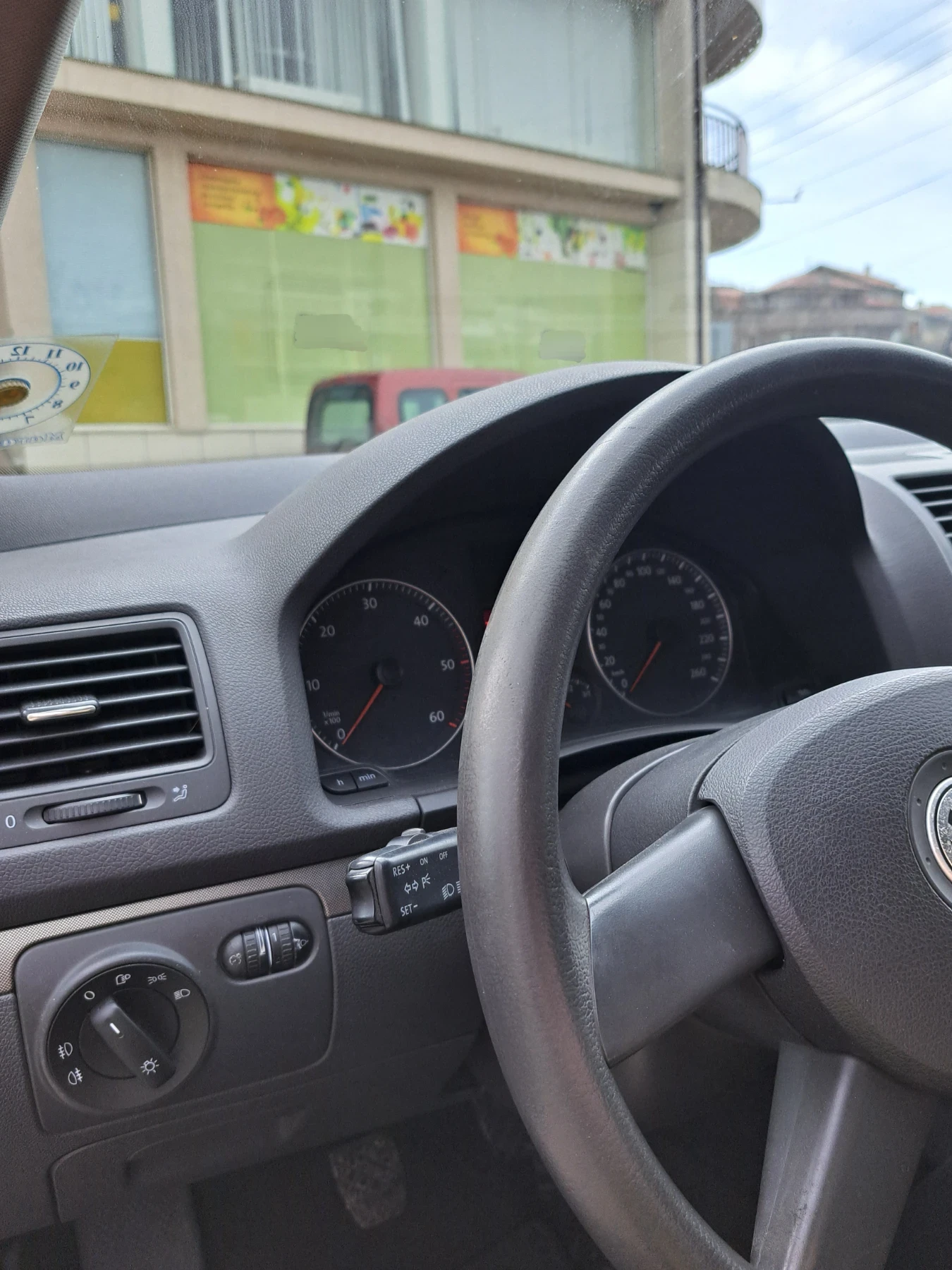 VW Golf 1, 9 TDI comfortline - изображение 10