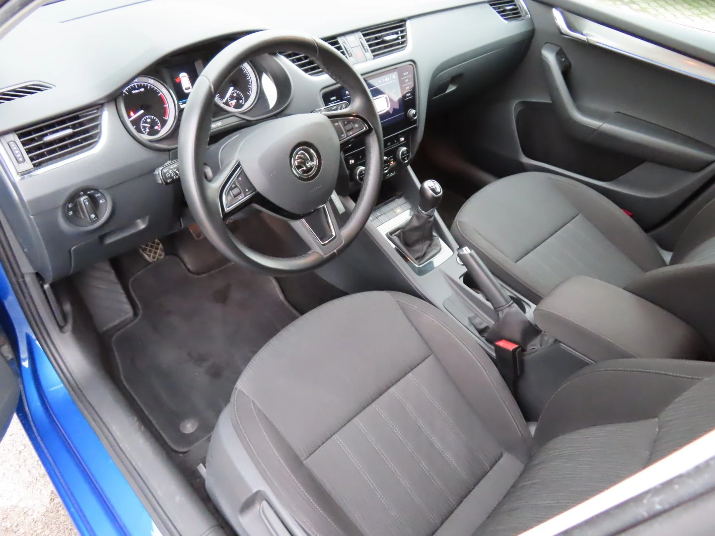 Skoda Octavia Style 1.5 TSI 150KS  MT6 - изображение 4