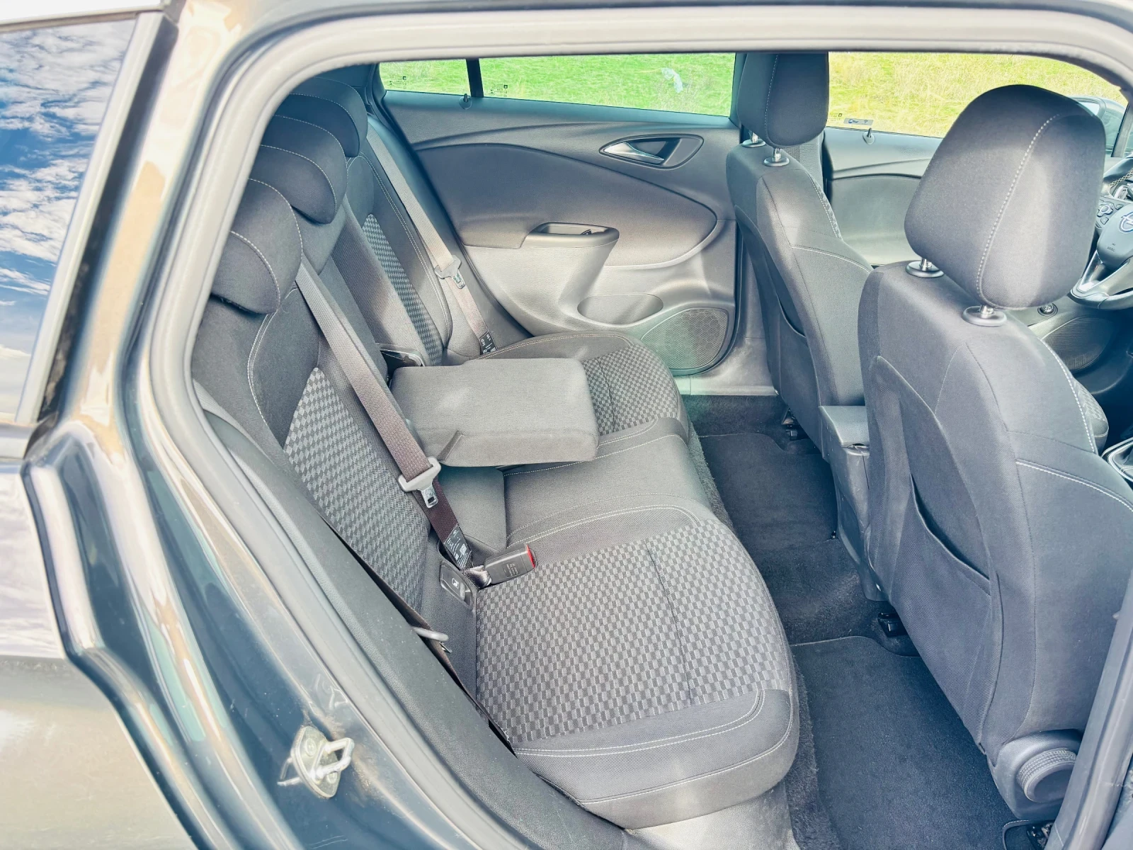Opel Astra 1.4T-125ks. | Mobile.bg � ����������� 12