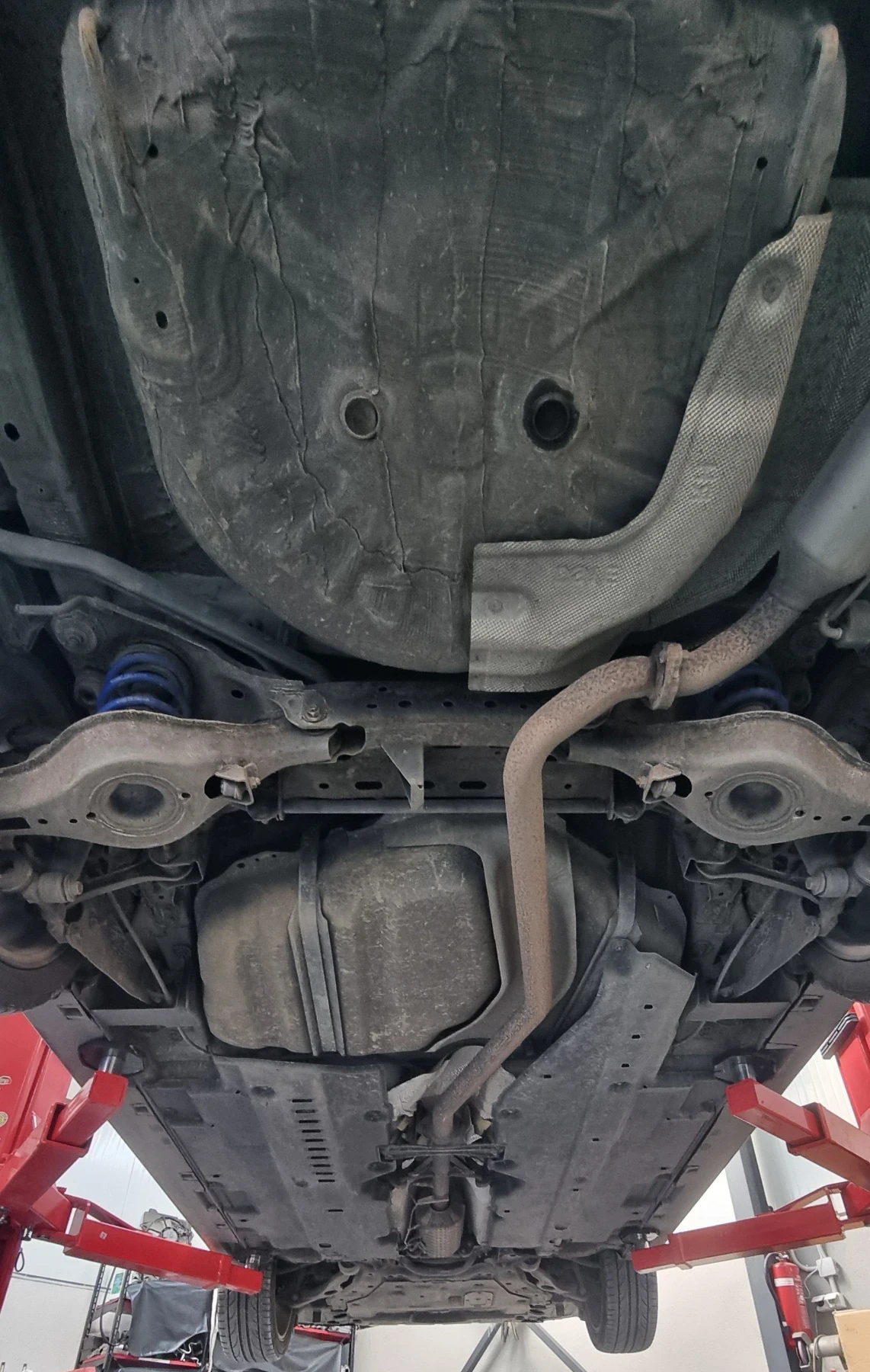 Mazda 6 2.2D  | Mobile.bg � ����������� 12