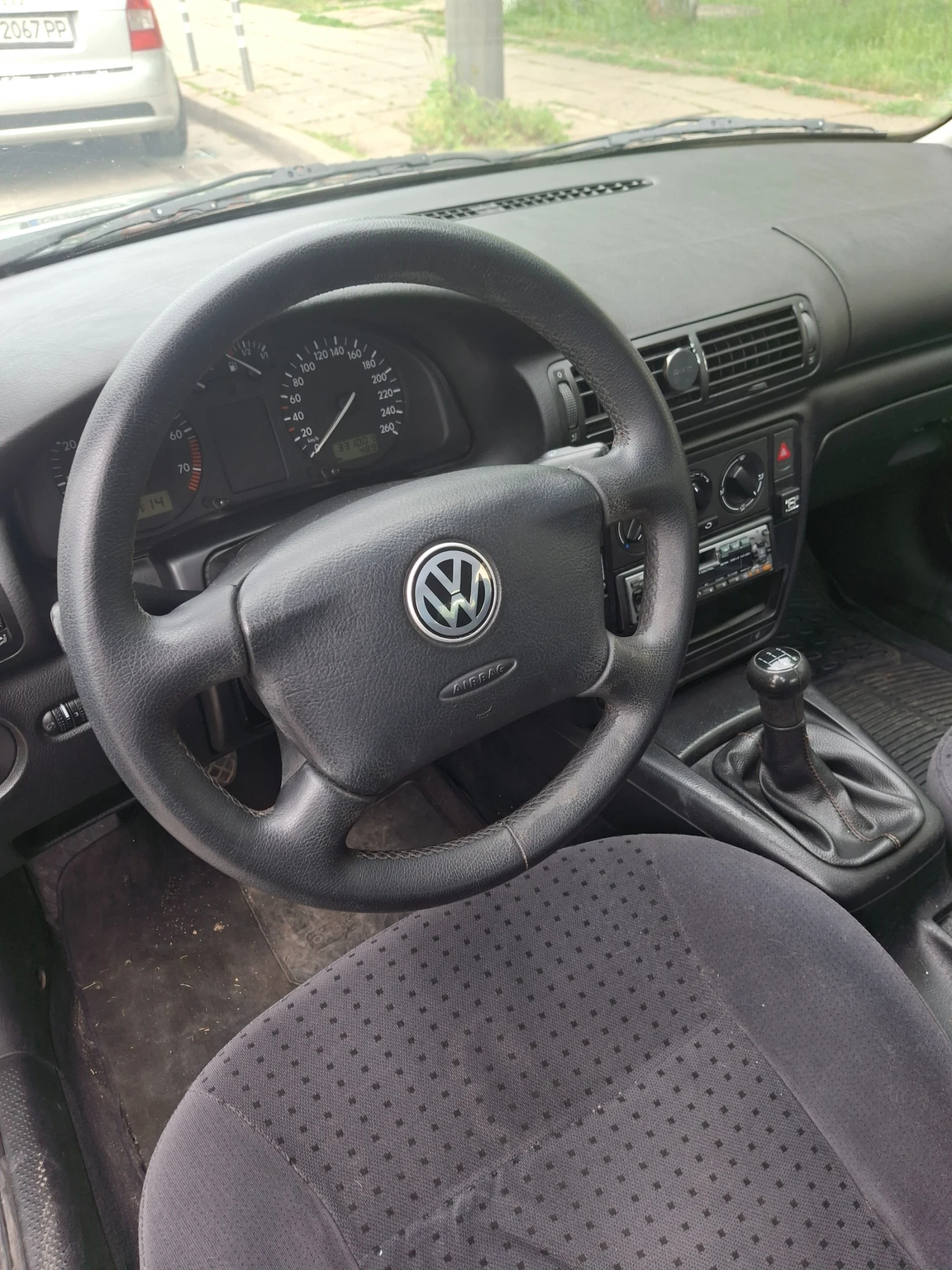 VW Passat Седан, снимка 6 - Автомобили и джипове - 53795833